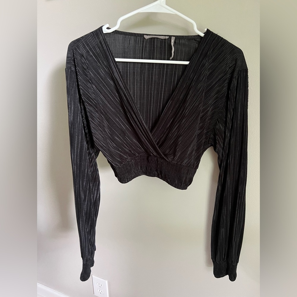 Urban Outfitters Long Sleeve Crop Top